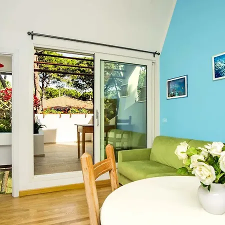 Lara Elite Castiglione della Pescaia